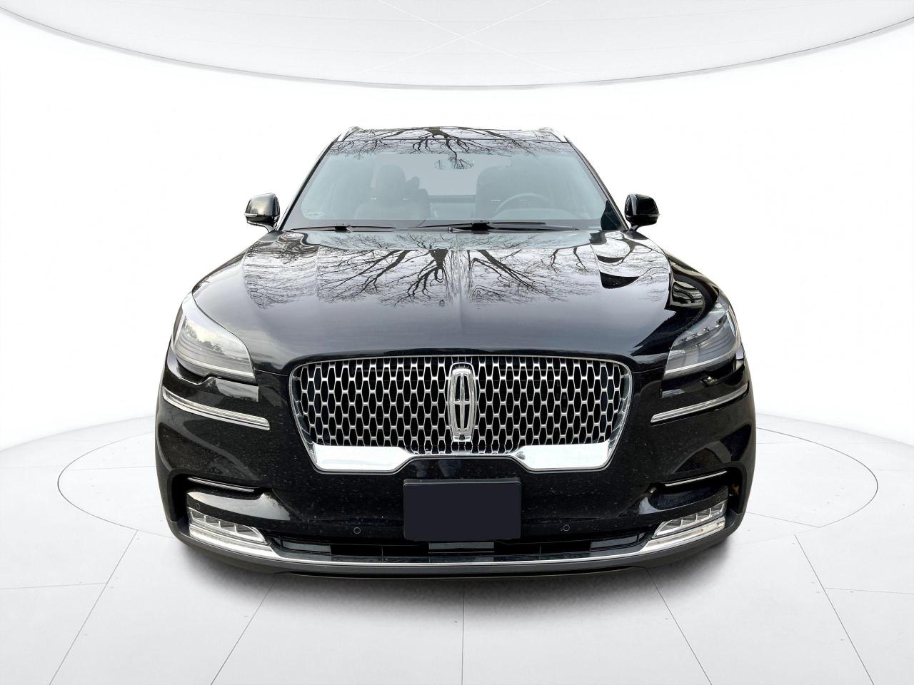 2021 Lincoln Aviator  - Photo #3