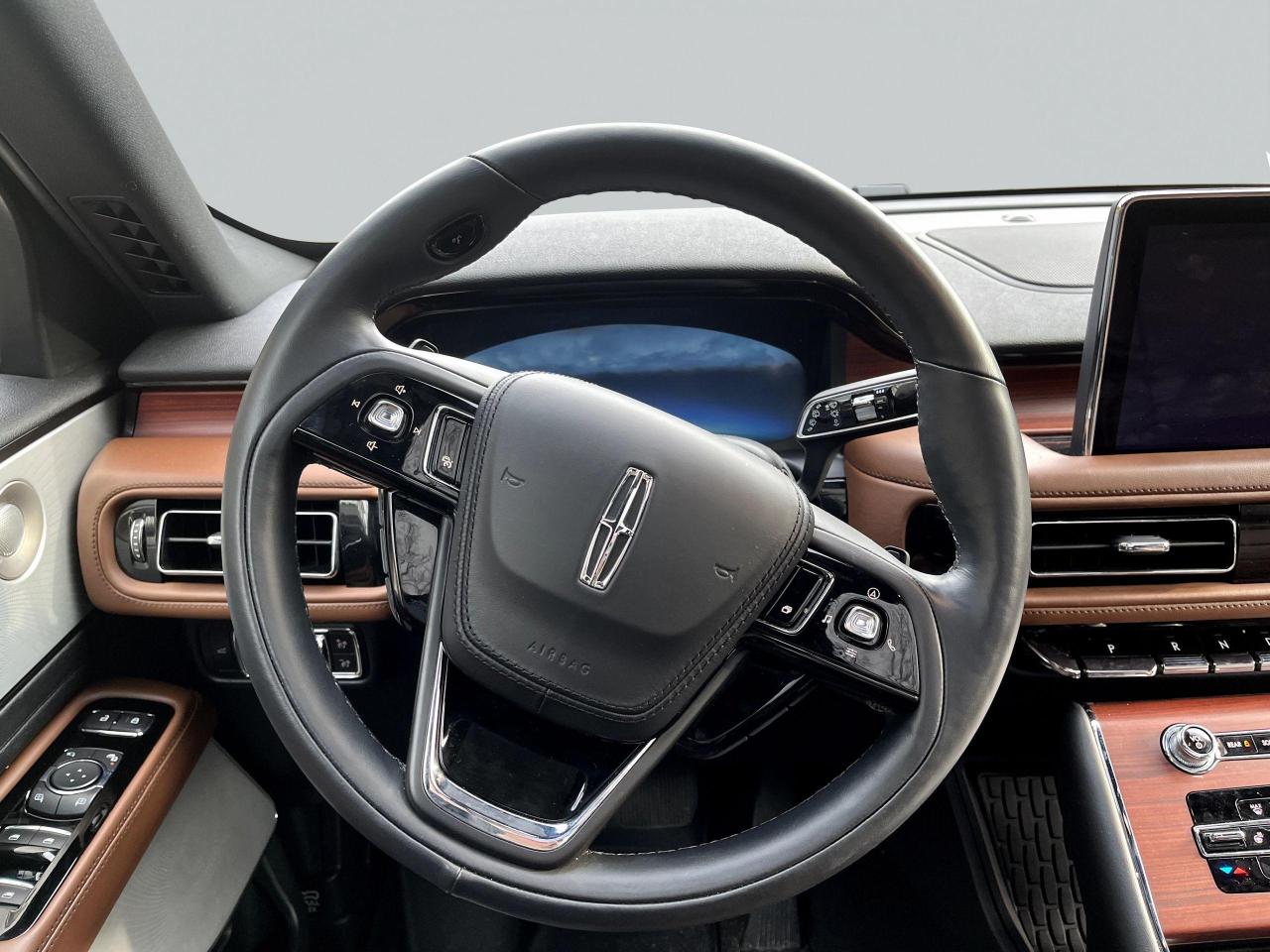 2021 Lincoln Aviator  - Photo #9