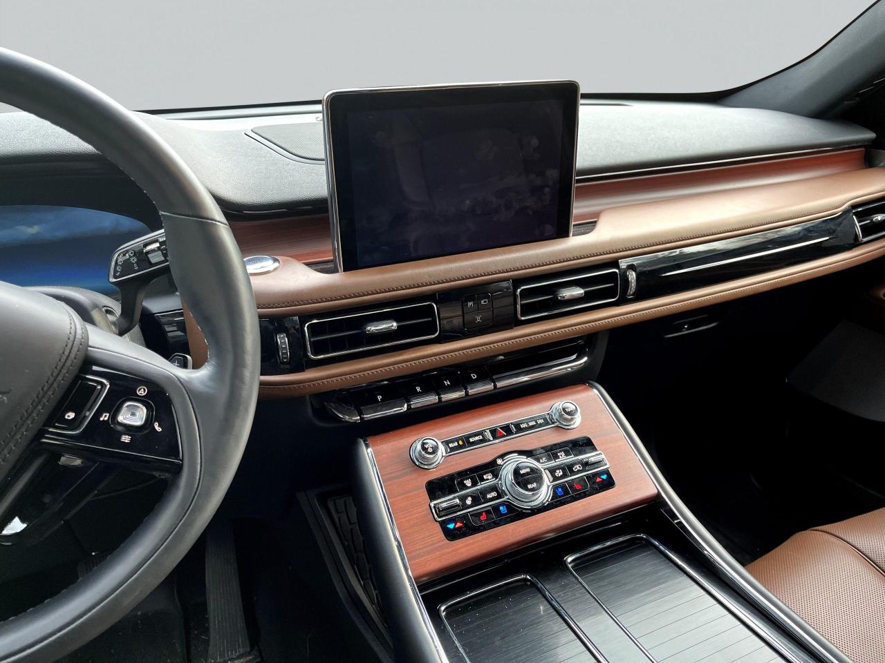 2021 Lincoln Aviator  - Photo #10