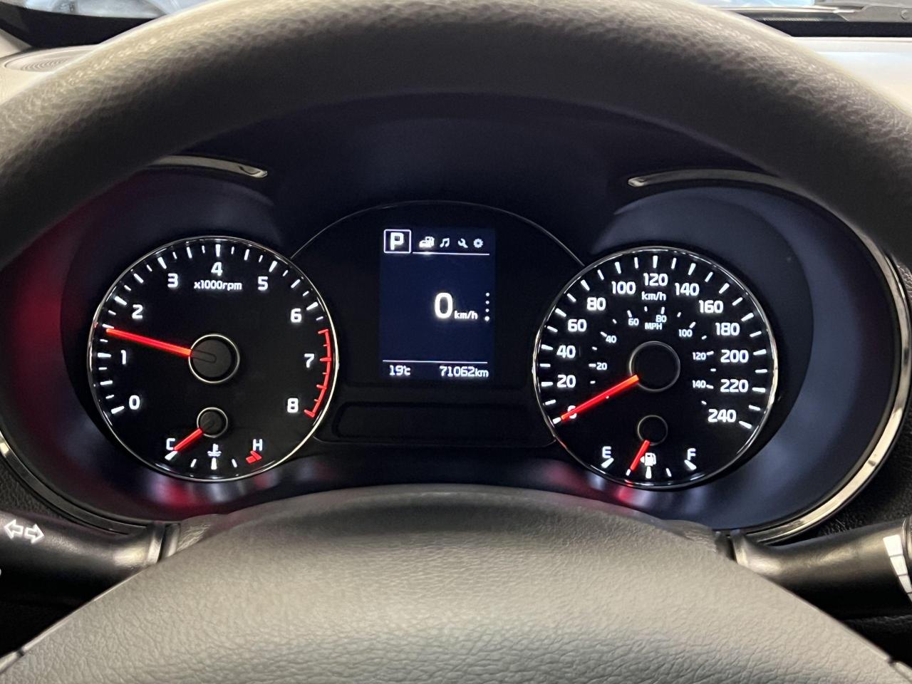 2018 Kia Forte LX+APPLEPLAY+CAMERA+NEW TIRES+CLEAN CARFAX - Photo #17