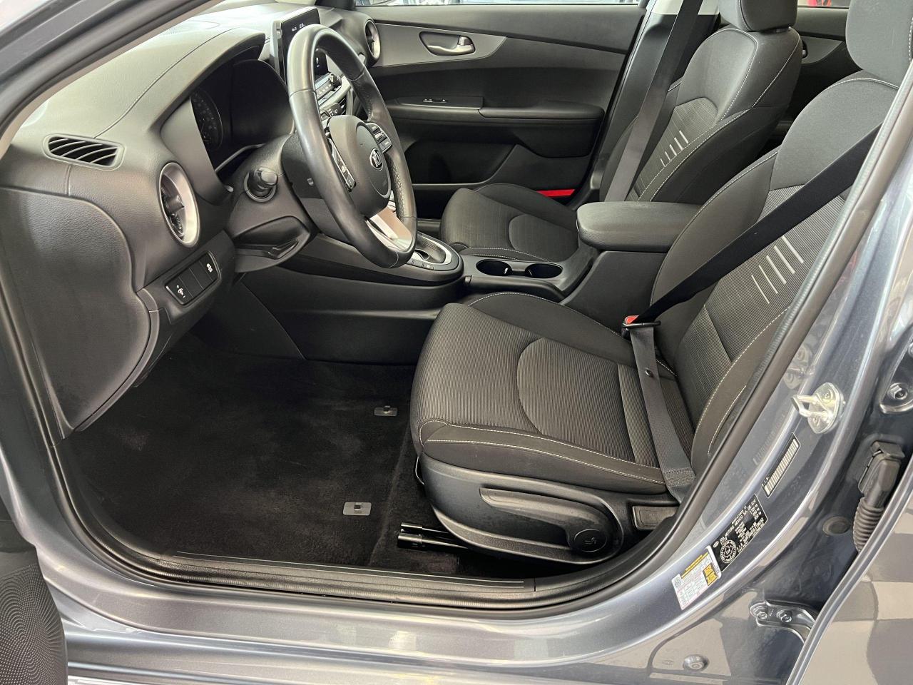 2020 Kia Forte LX+Camera+ApplePlay+Heated Seats+CLEAN CARFAX Photo19