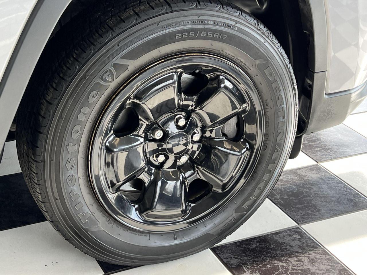 2019 Jeep Cherokee SPORT 4x4+ApplePlay+Camera+HeatedSeats+CLEANCARFAX - Photo #56