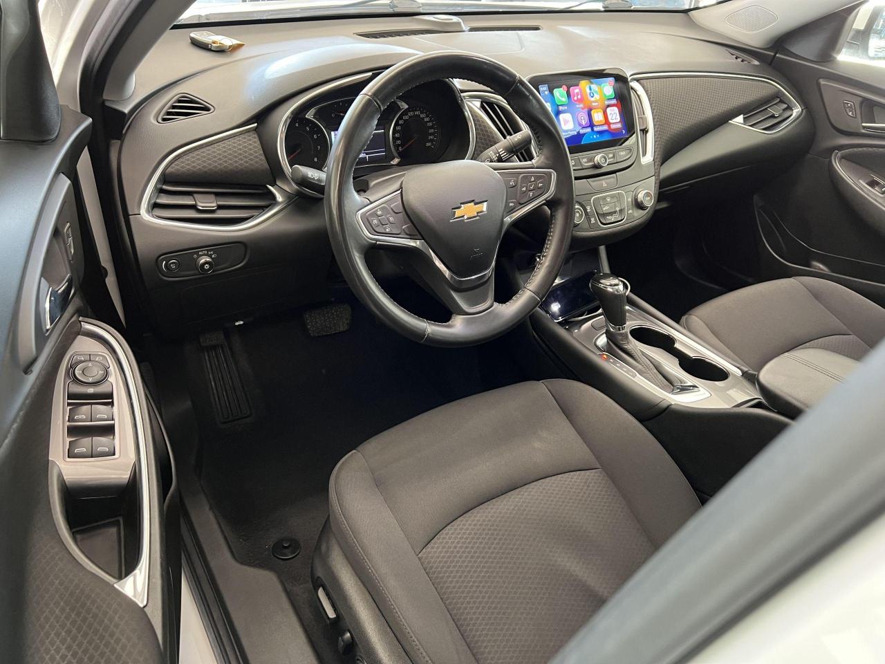 2018 Chevrolet Malibu LT+Remote Start+Camera+ApplePlay+CLEAN CARFAX Photo19
