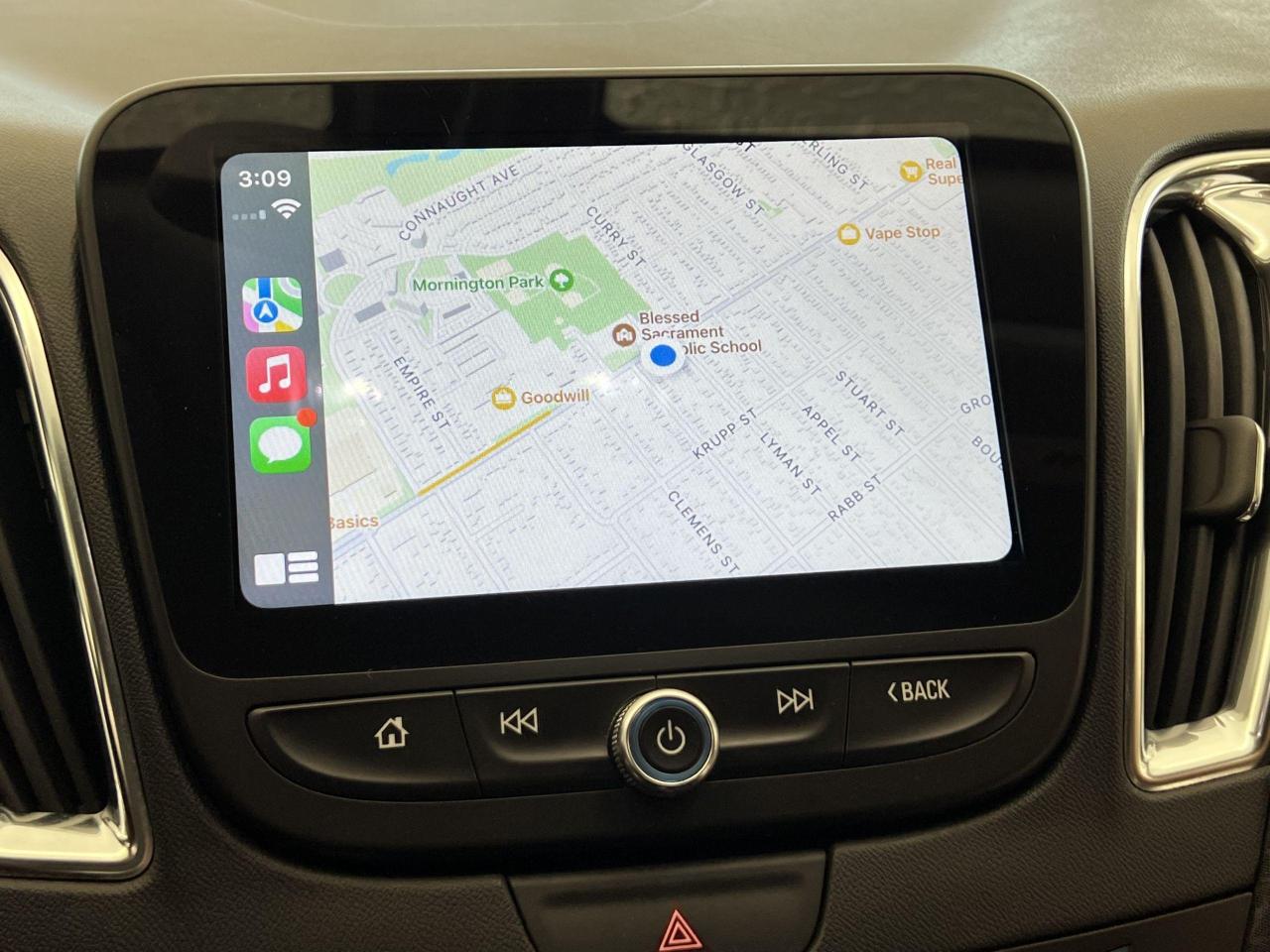 2018 Chevrolet Malibu LT+Remote Start+Camera+ApplePlay+CLEAN CARFAX Photo31
