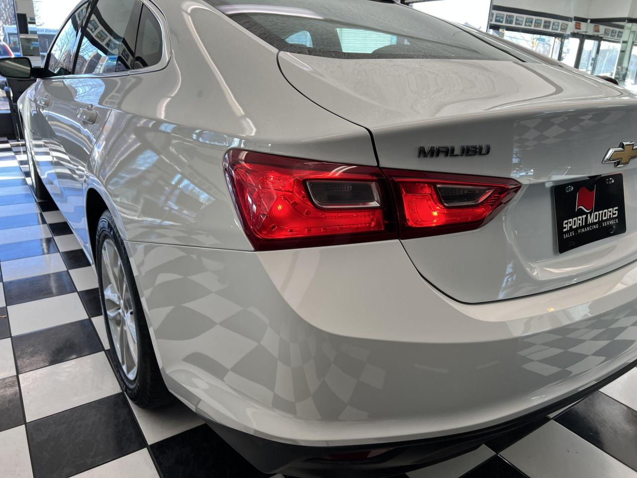 2018 Chevrolet Malibu LT+Remote Start+Camera+ApplePlay+CLEAN CARFAX Photo42
