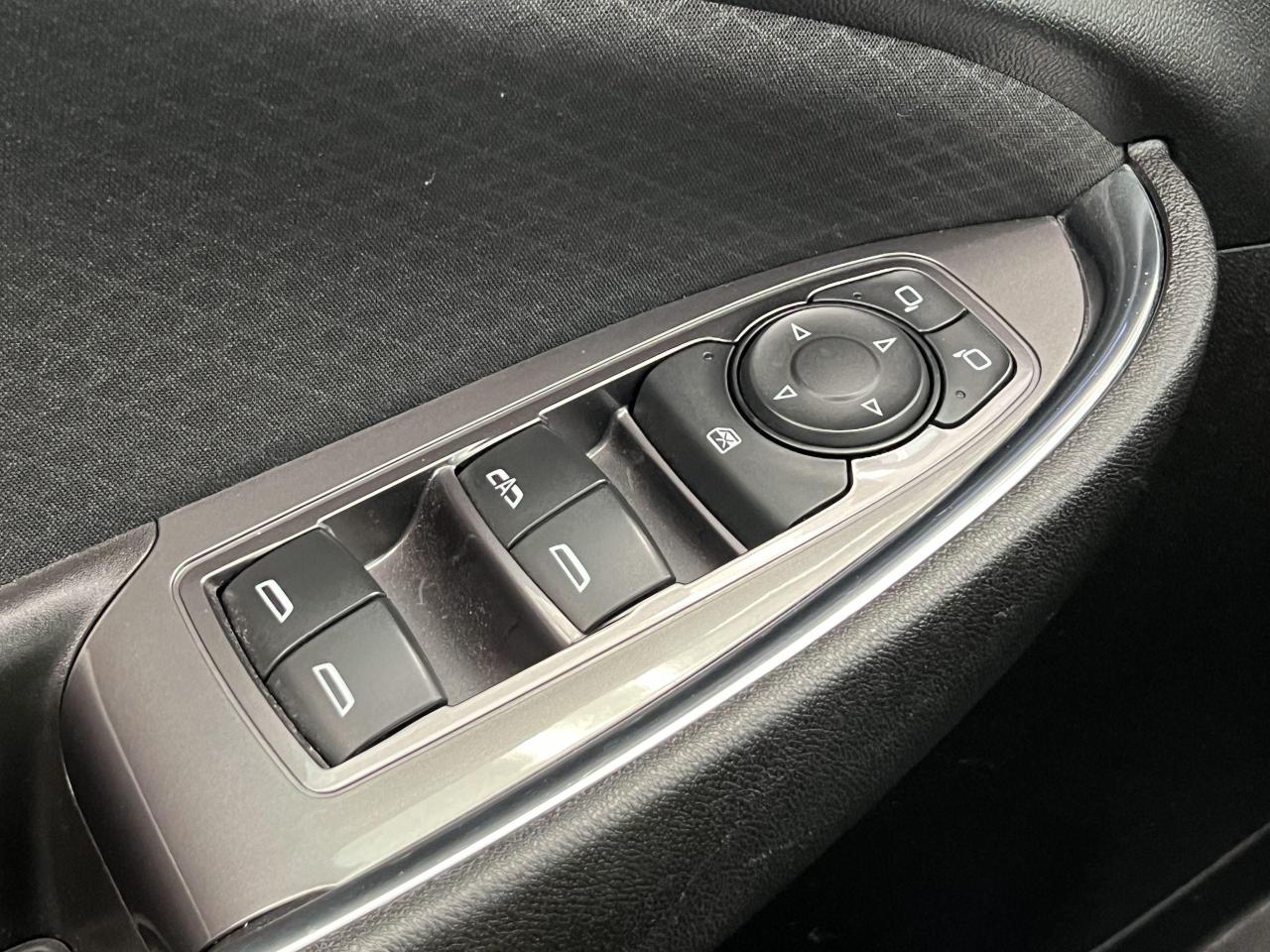 2018 Chevrolet Malibu LT+Remote Start+Camera+ApplePlay+CLEAN CARFAX - Photo #47