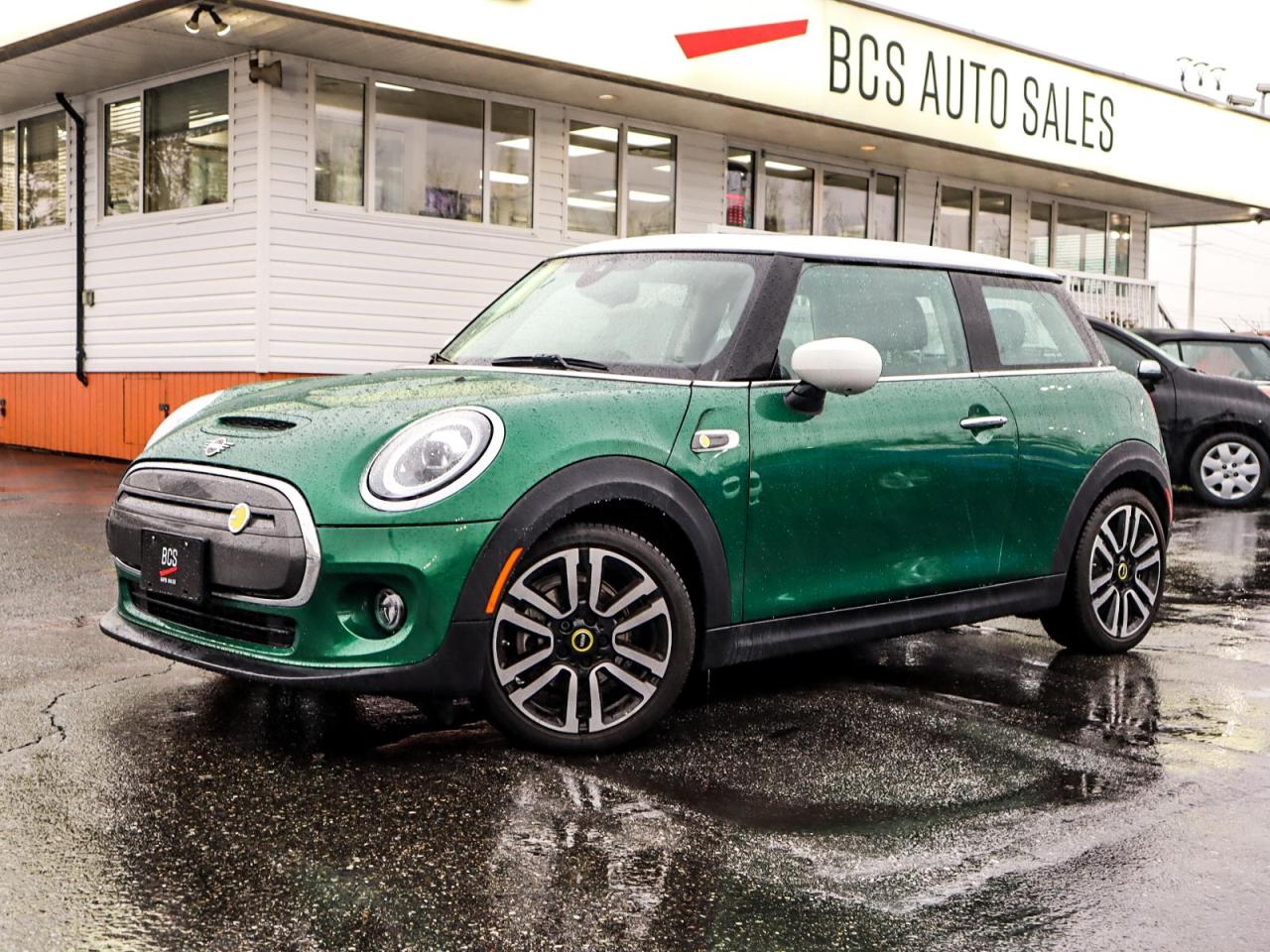 Used 2021 MINI Cooper S e for sale in Vancouver, BC