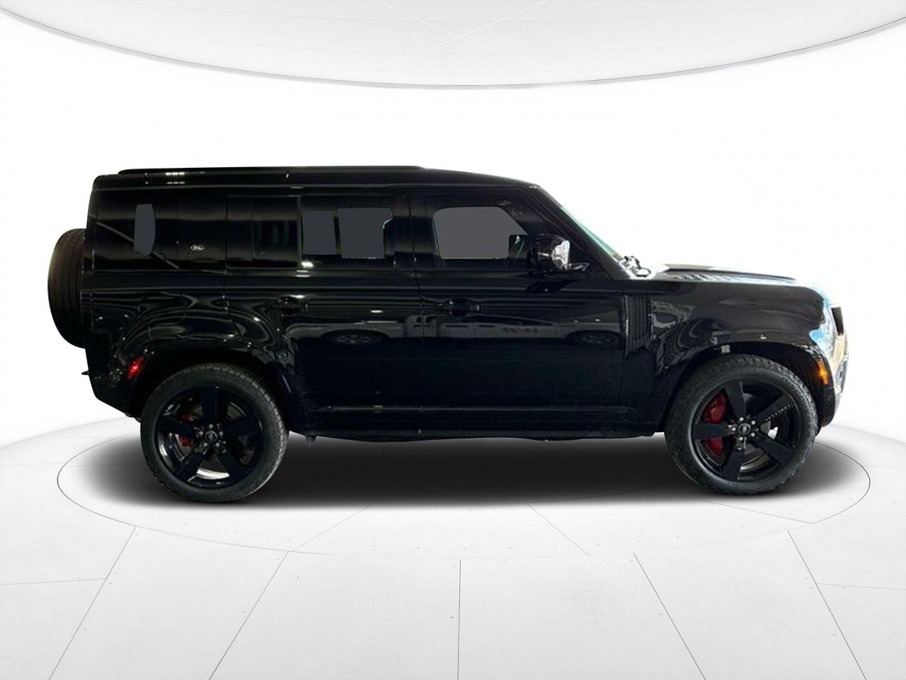 2022 Land Rover Defender 110 X-Dynamic SE AWD Photo2