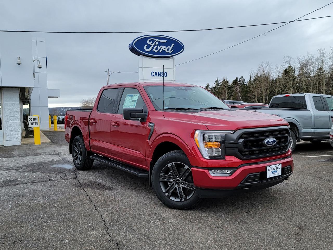 2022 Ford F-150 XLT 4WD SUPERCREW 5.5' BOX