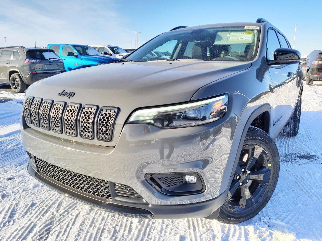 2022 Jeep Cherokee Altitude Photo2