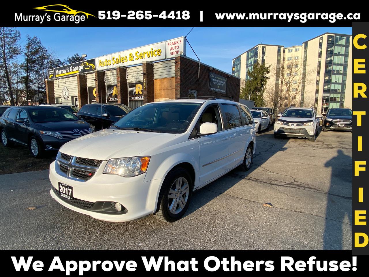 2017 Dodge Grand Caravan Crew - Photo #1