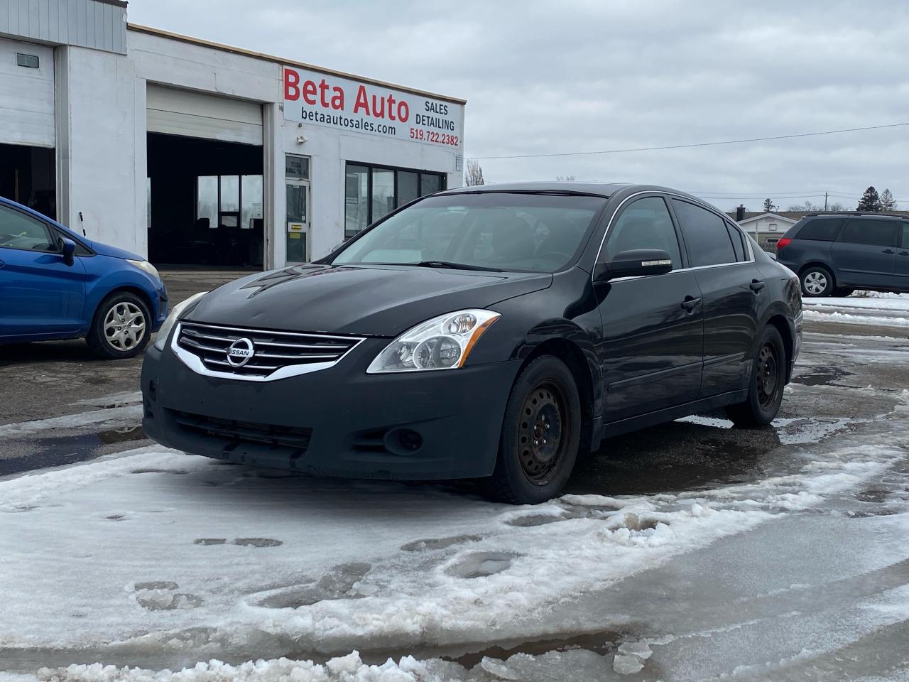 Used 2012 Nissan Altima 2.5 S for sale in Kitchener, ON