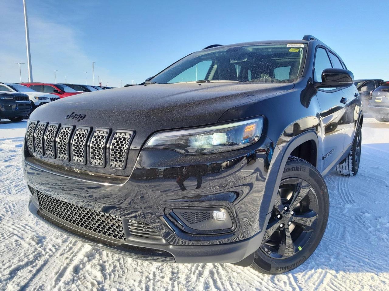 2022 Jeep Cherokee Altitude Photo2