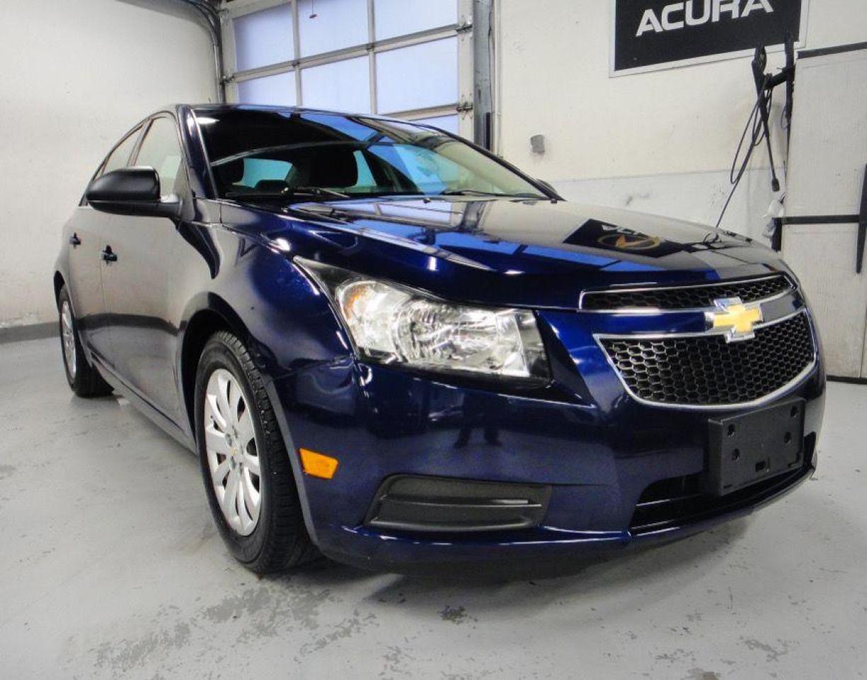 2011 Chevrolet Cruze LOW KM,ONE OWNER,FULL SERVICE RECORDS - Photo #1