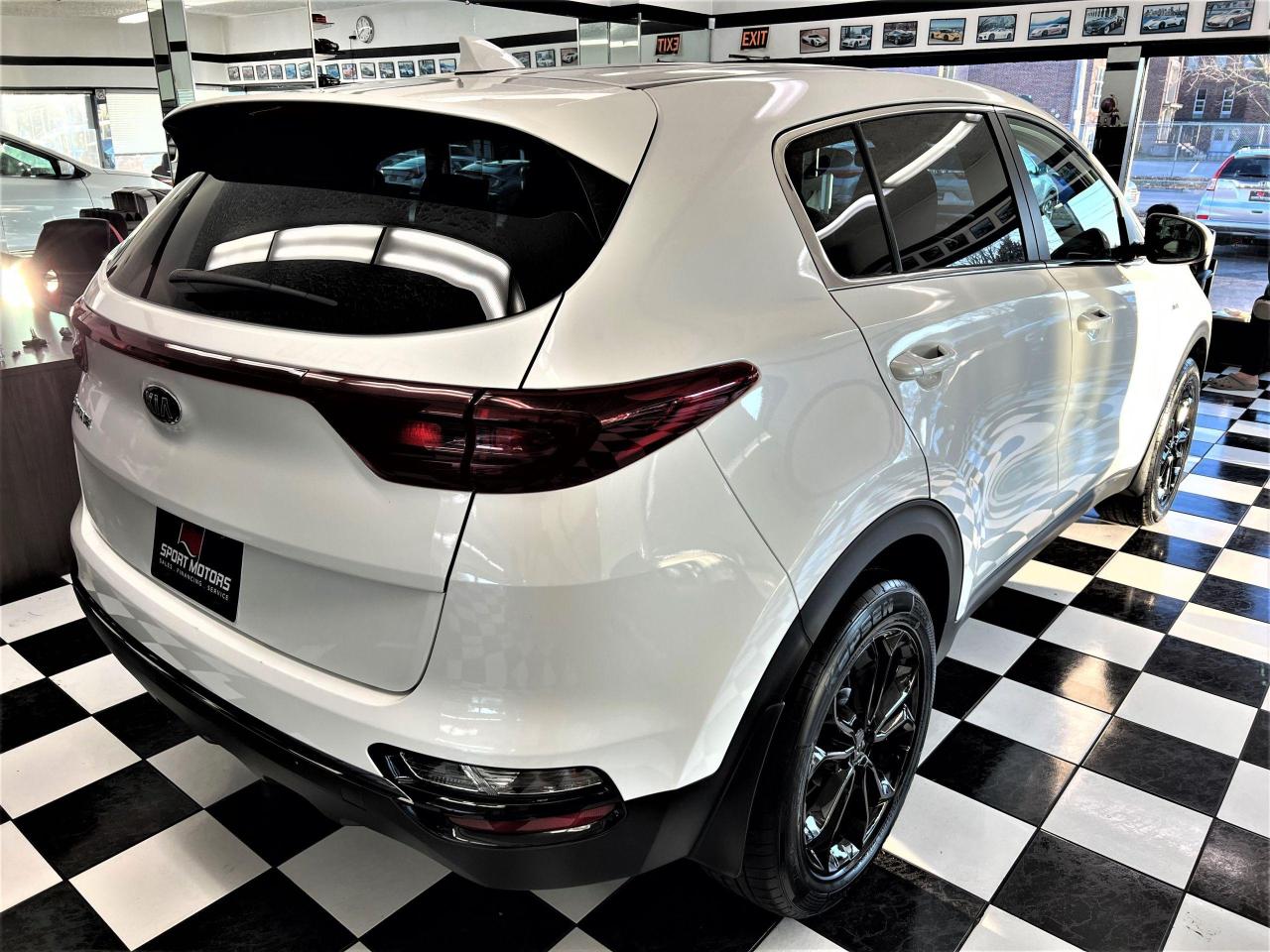 2020 Kia Sportage LX AWD+New Tires+ApplePlay+LaneKeep+CELAN CARFAX Photo4