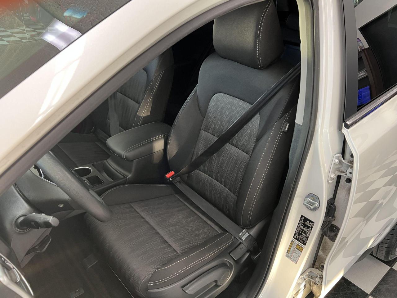 2020 Kia Sportage LX AWD+New Tires+ApplePlay+LaneKeep+CELAN CARFAX Photo17