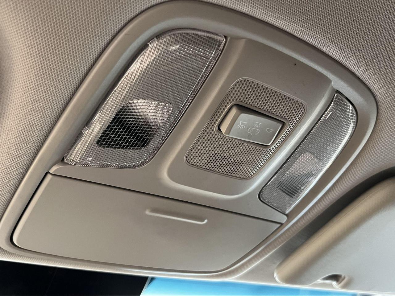 2020 Kia Sportage LX AWD+New Tires+ApplePlay+LaneKeep+CELAN CARFAX - Photo #41