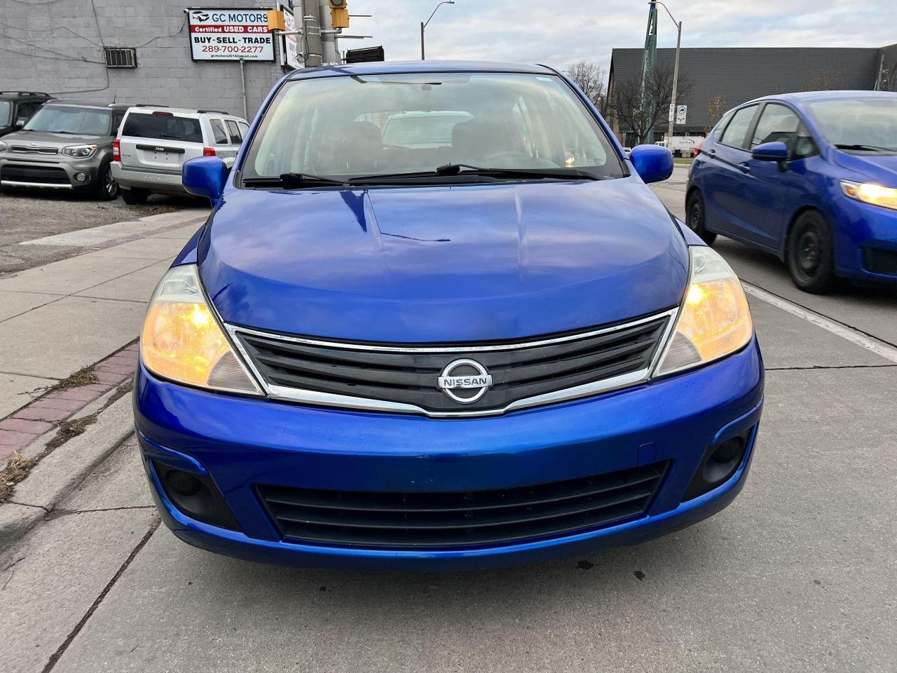 2012 Nissan Versa 5dr HB Auto 1.8 S
