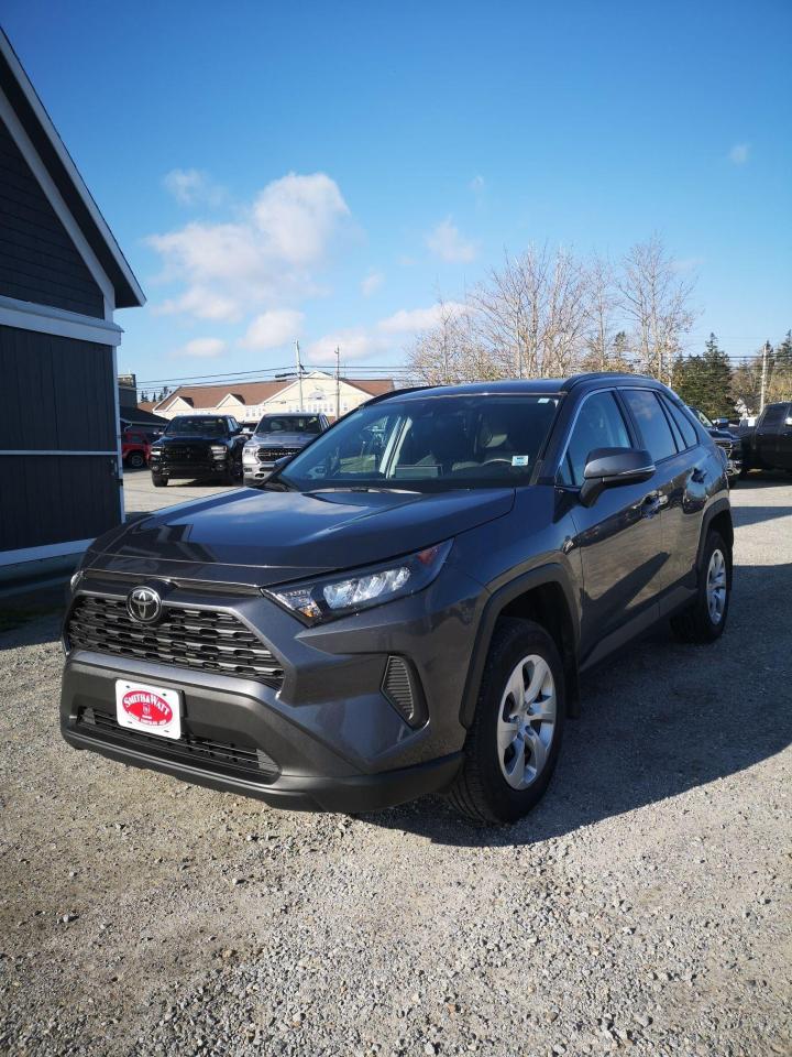 2021 Toyota RAV4 LE AWD Photo14