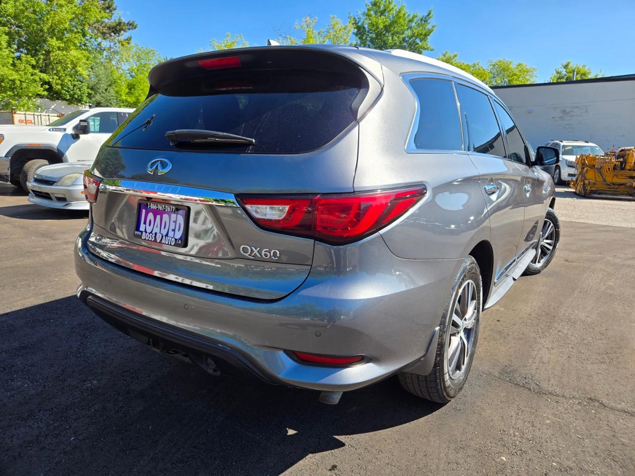 2016 Infiniti QX60 AWD Photo4