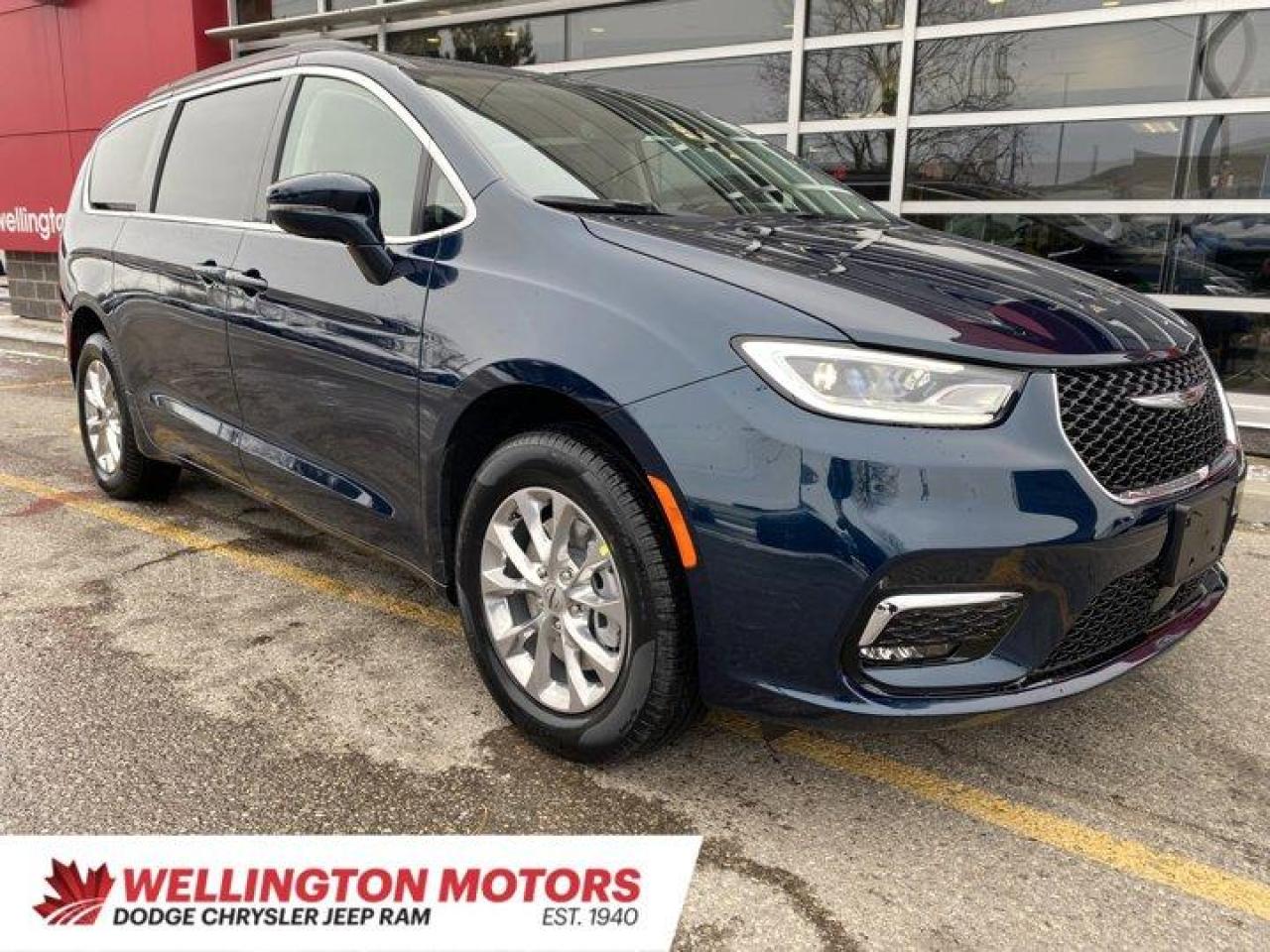 New 2022 Chrysler Pacifica Touring L for sale in Guelph, ON