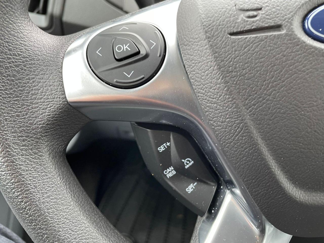 2019 Ford Transit T-350 148" Low Roof XLT  LOW KM 19696KM PASSENGER Photo2