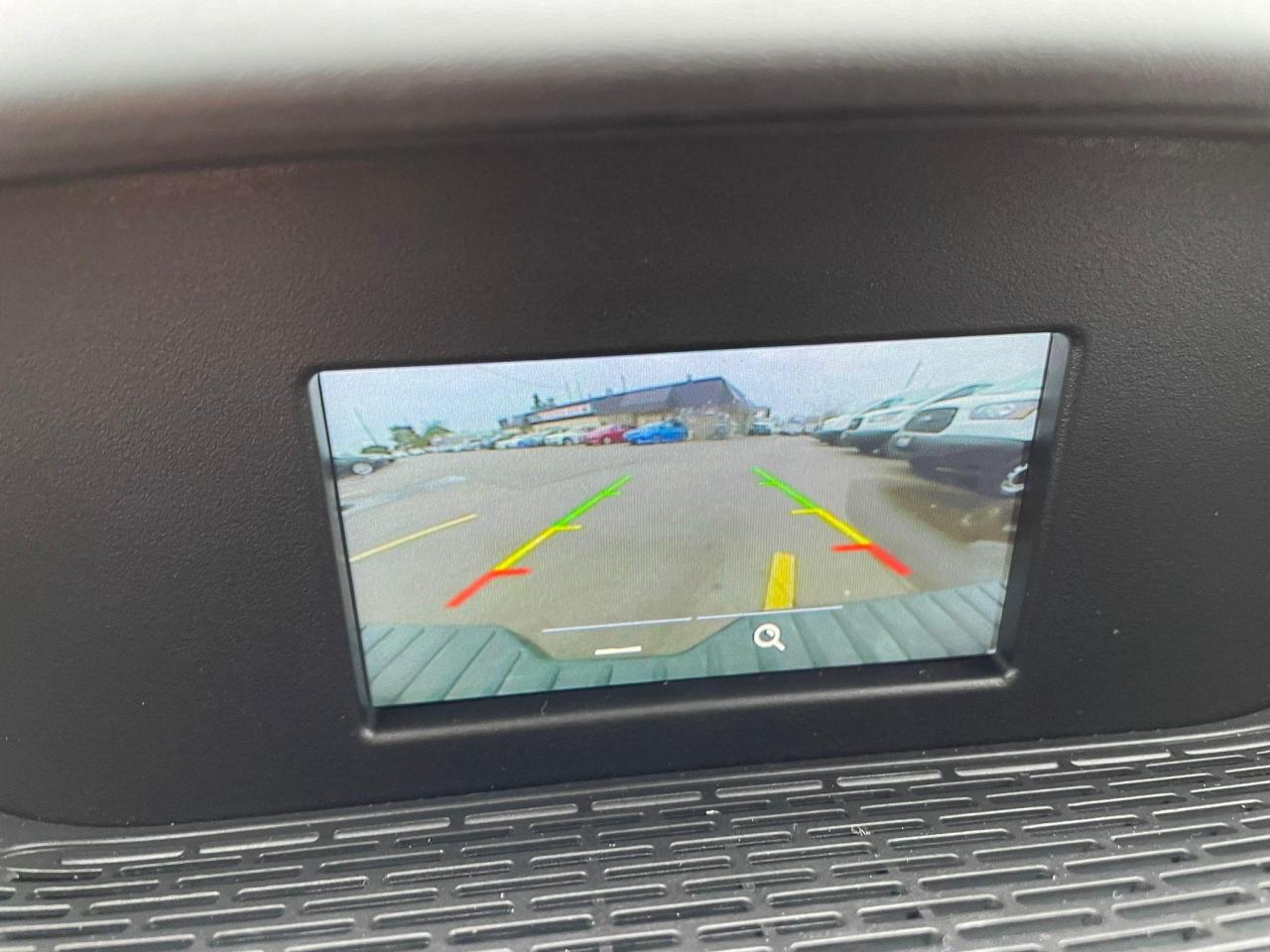 2019 Ford Transit T-350 148" Low Roof XLT  LOW KM 19696KM PASSENGER Photo3