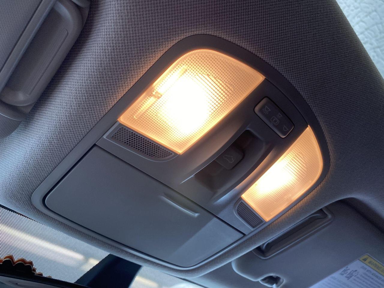 2019 Hyundai Elantra PREFERRED W/SUN & SAFETY+HEATED SEATS+CLEAN CARFAX - Photo #46