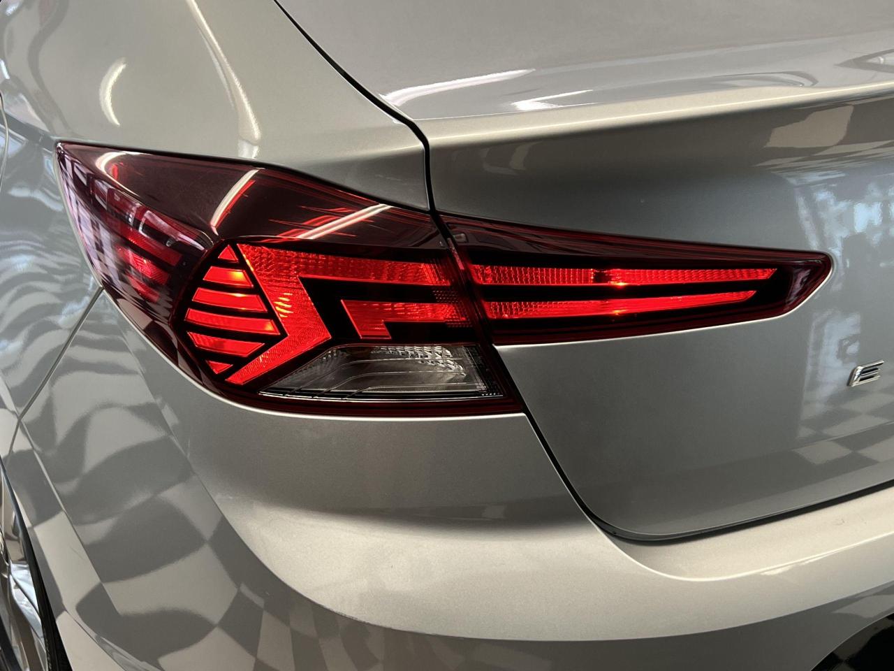 2019 Hyundai Elantra PREFERRED W/SUN & SAFETY+HEATED SEATS+CLEAN CARFAX - Photo #55