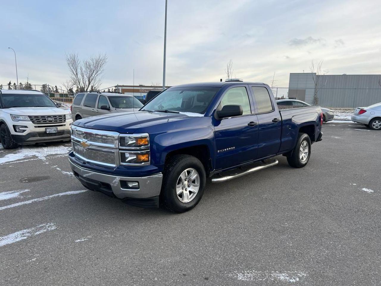 Used 2014 Chevrolet Silverado 1500 4WD | $0 DOWN - EVERYONE APPROVED!! for sale in Calgary, AB