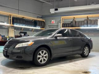 Used 2009 Toyota Camry Cruise Control * Steering Wheel Controls * Keyless Entry * AM/FM/CD/Aux * Automatic Headlights * 12V DC Outlet * Cloth Seats * Climate Control * for sale in Cambridge, ON
