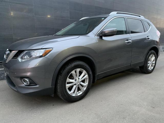2014 Nissan Rogue SV AWD AWD-Sunroof-Certified and Serviced