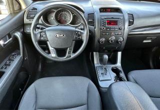 2012 Kia Sorento AWD 4dr V6 Auto LX - Photo #4