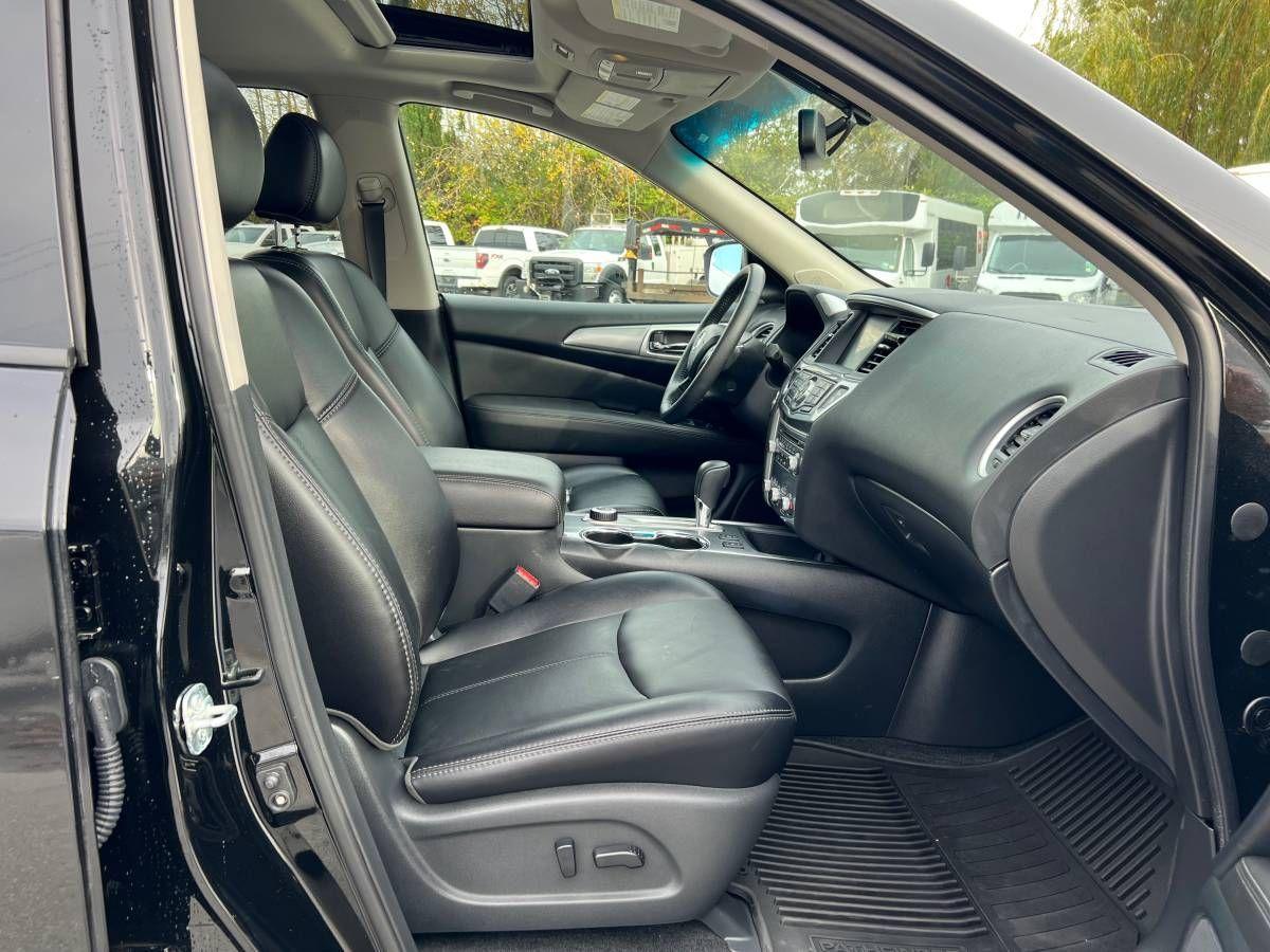 2019 Nissan Pathfinder 4x4 SL Premium - Photo #10