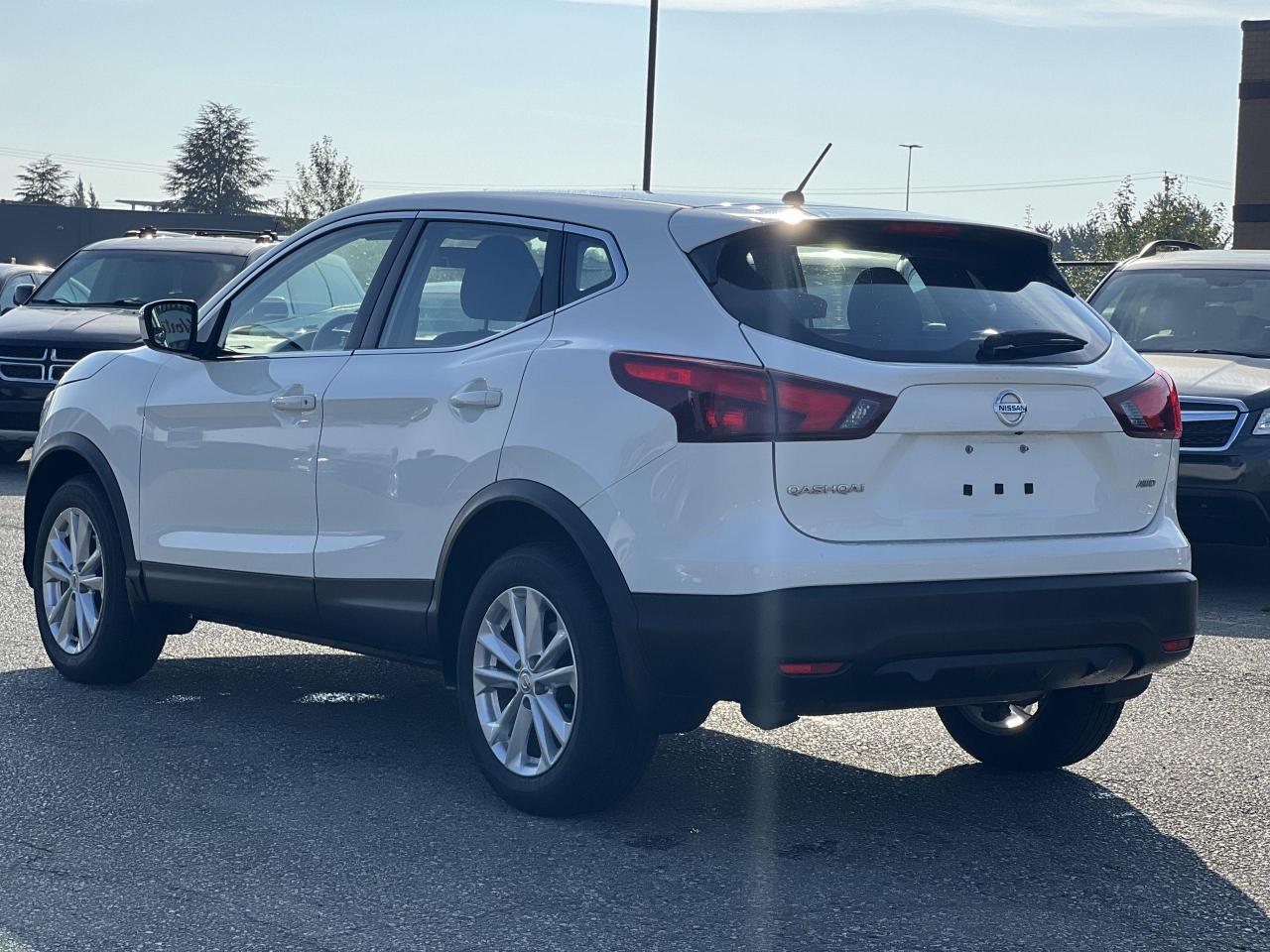 2018 Nissan Qashqai AWD - Photo #6