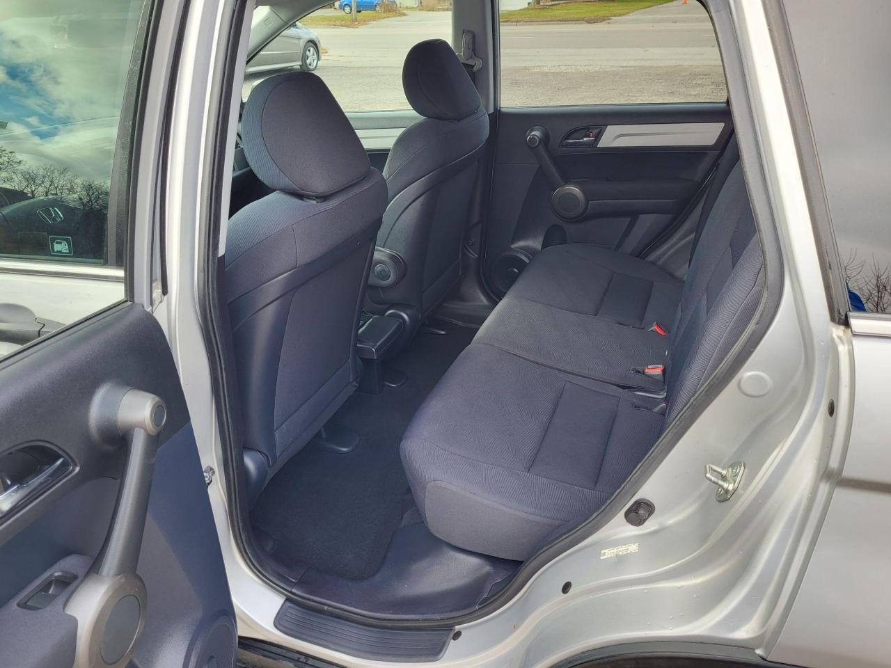 2011 Honda CR-V LX 4WD Photo