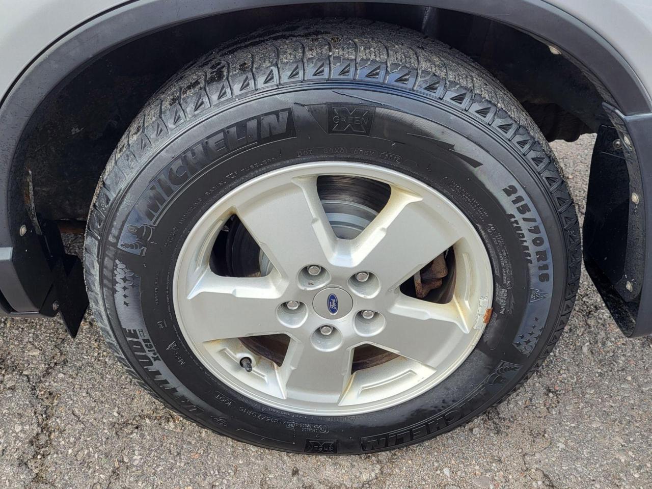 2011 Honda CR-V LX 4WD Photo