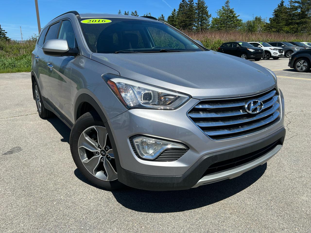 2016 Hyundai Santa Fe XL XL Premium AWD Photo1