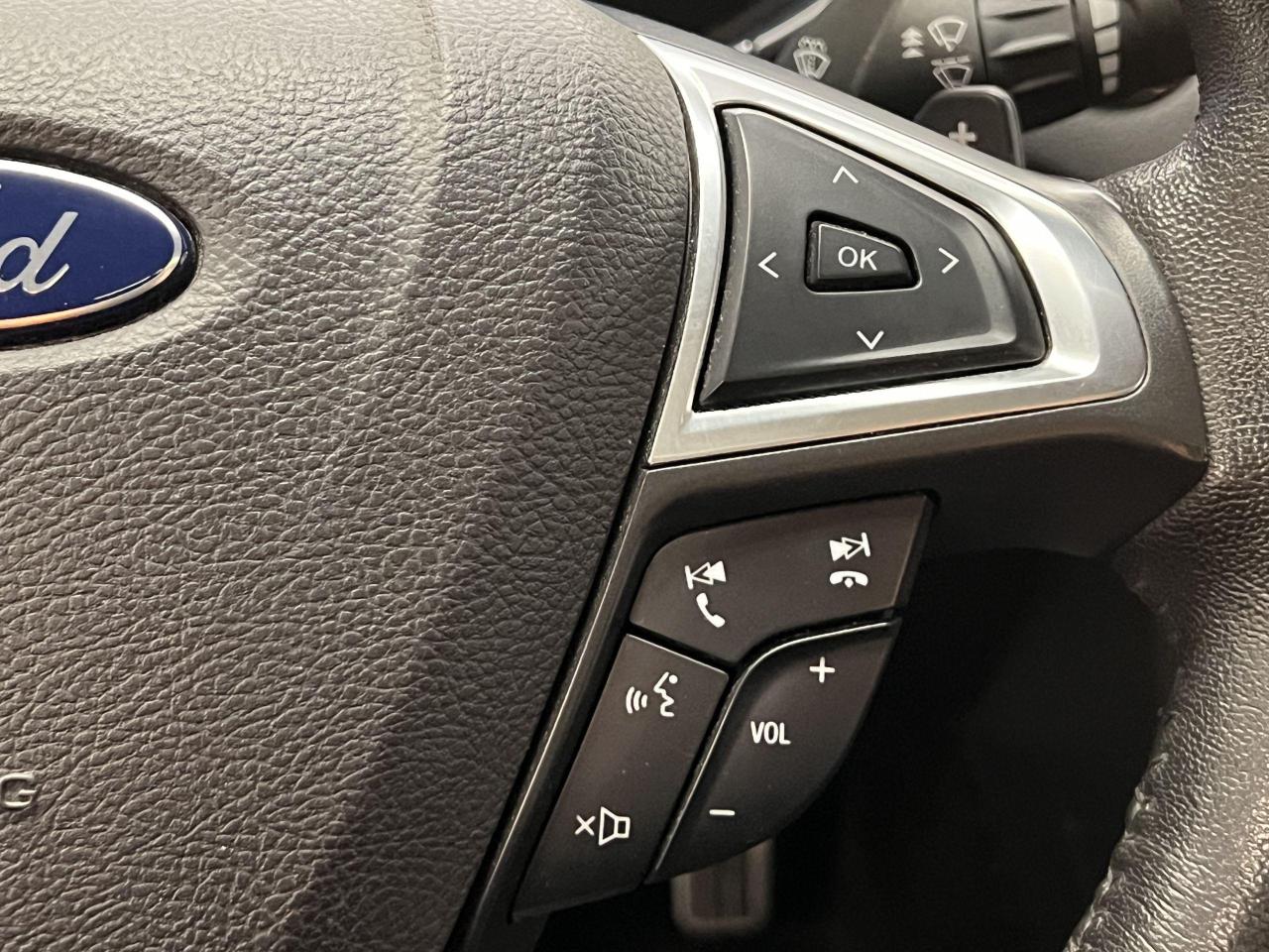 2016 Ford Fusion Titanium AWD+Remote Start+Roof+Camera+CLEAN CARFAX - Photo #44