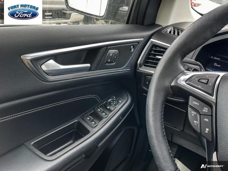 2022 Ford Edge Titanium  - Leather Seats -  Premium Audio Photo5