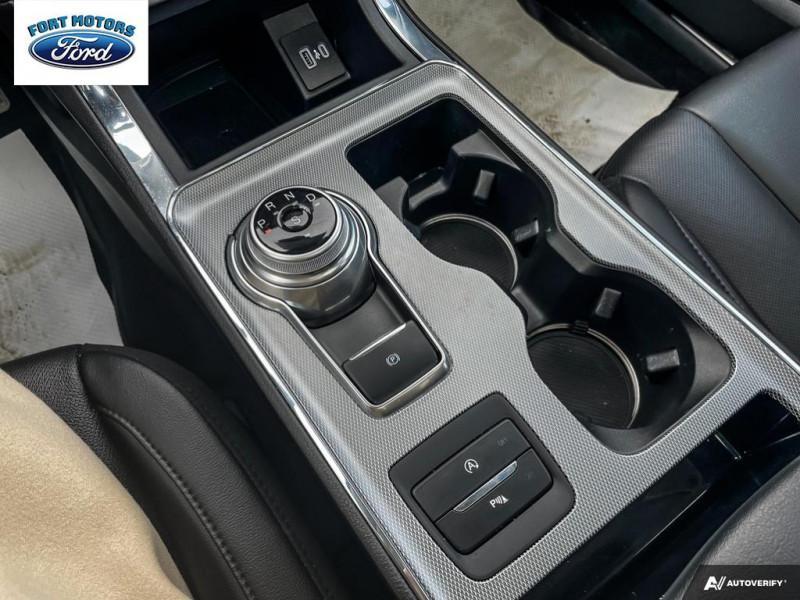 2022 Ford Edge Titanium  - Leather Seats -  Premium Audio Photo5