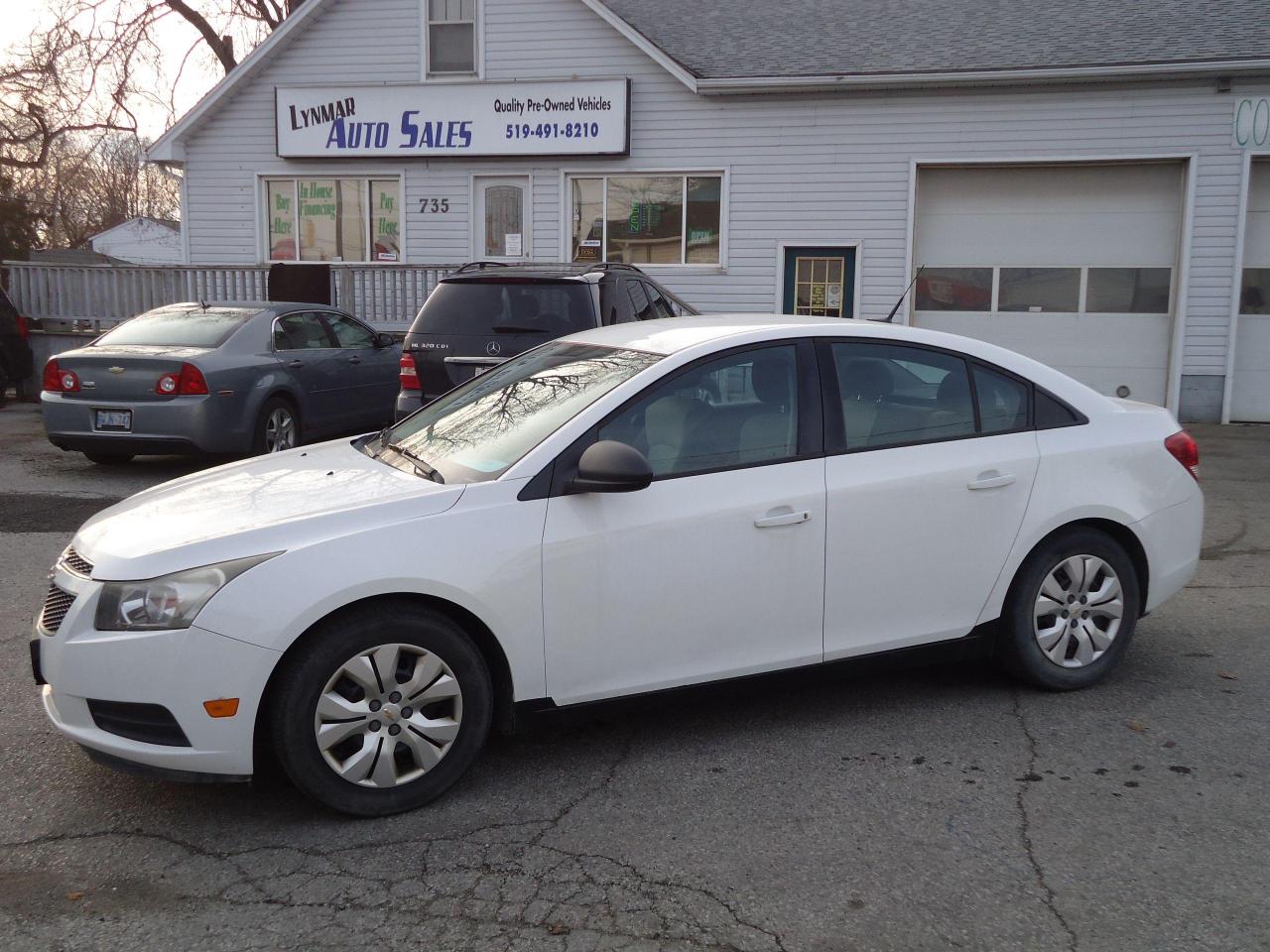 2013 Chevrolet Cruze 4dr Sdn LS w/1SB