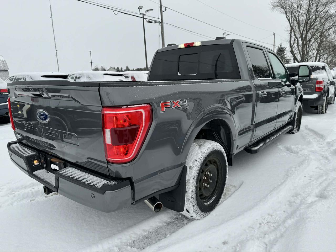 2023 Ford F-150 XLT Photo3