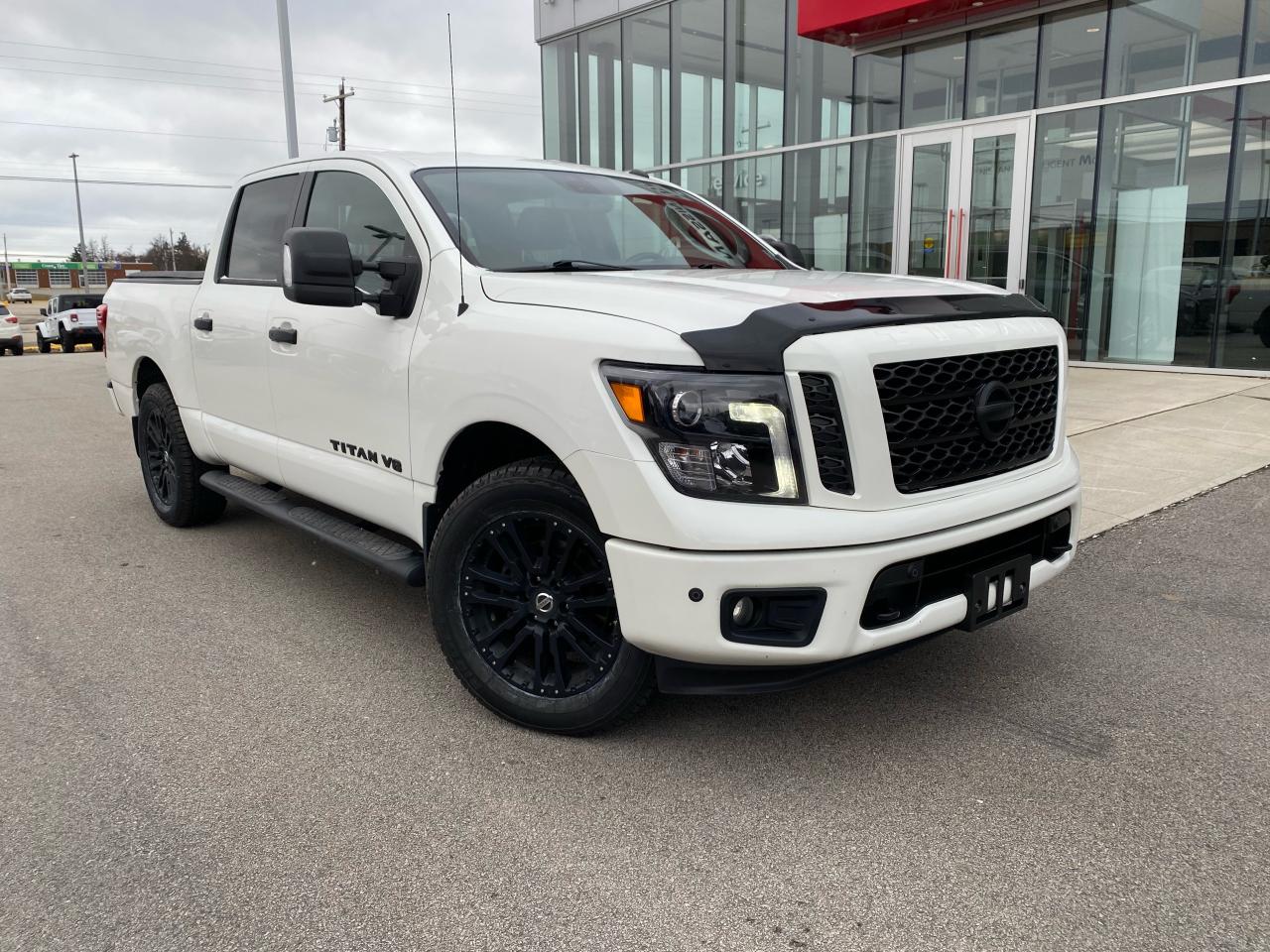 2019 Nissan Titan Sv Midnight