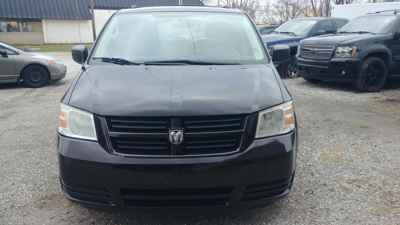 Used 2010 Dodge Grand Caravan 4dr Wgn SE for sale in Windsor, ON