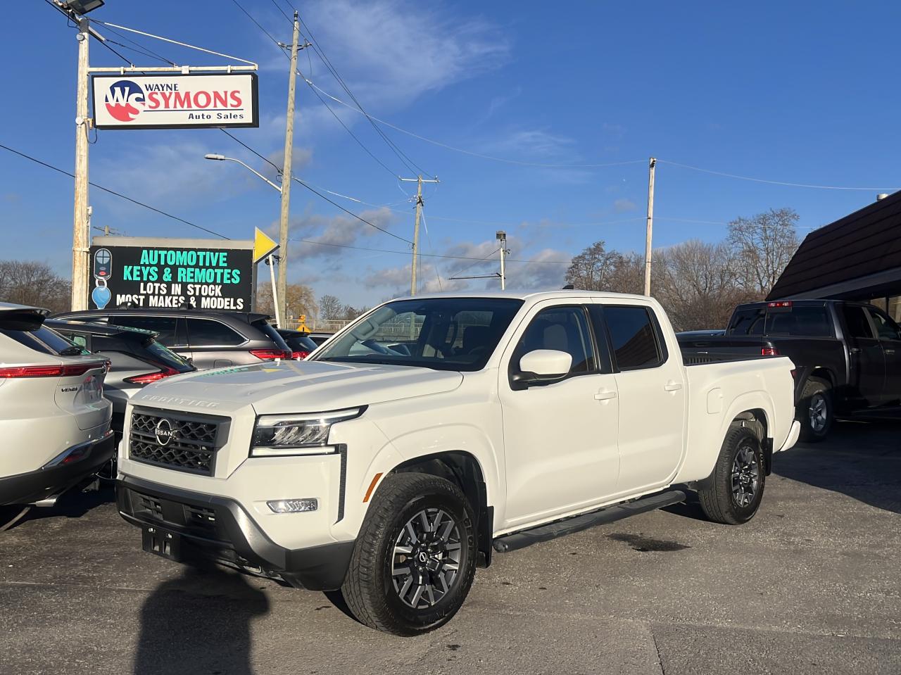 2022 Nissan Frontier SV