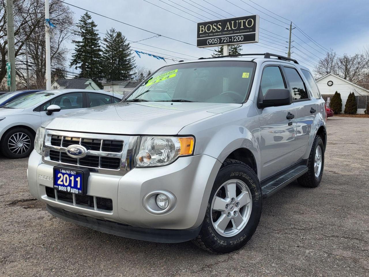 Used 2011 Ford Escape XLT 4WD for sale in Oshawa, ON