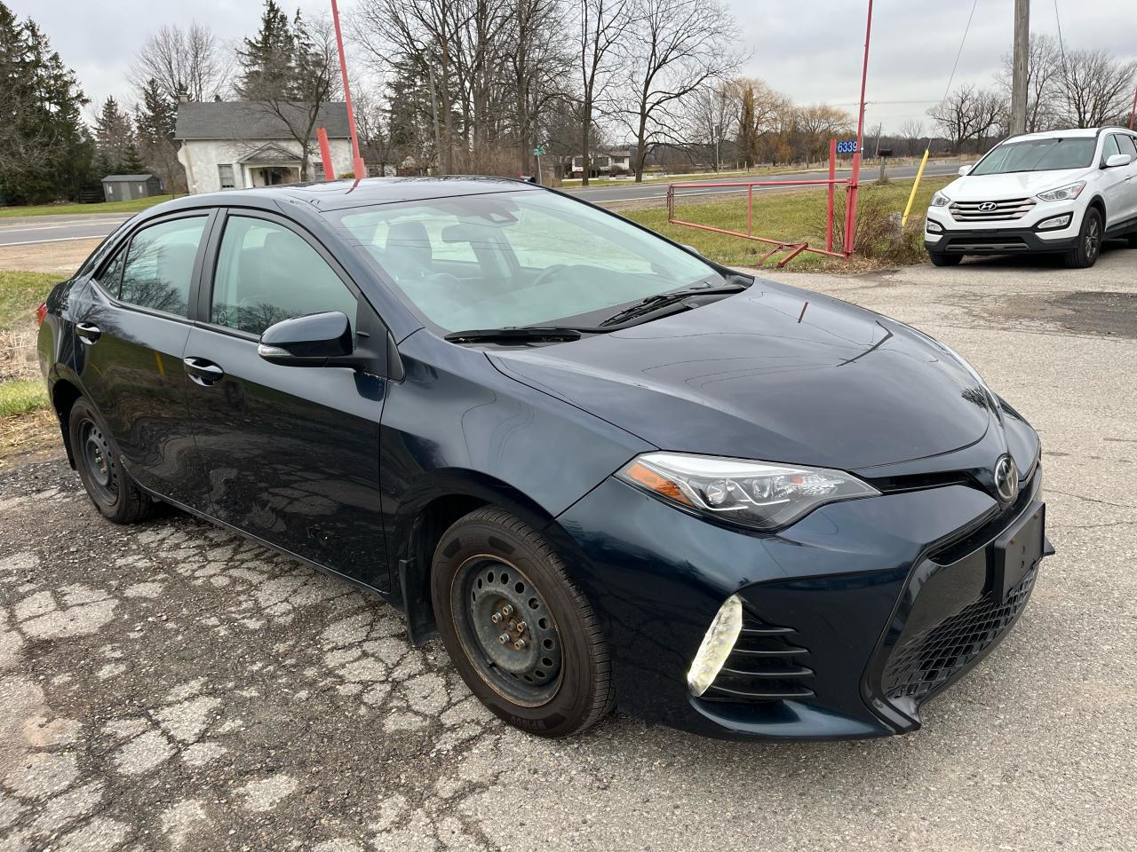 2018 Toyota Corolla LE - Photo #1