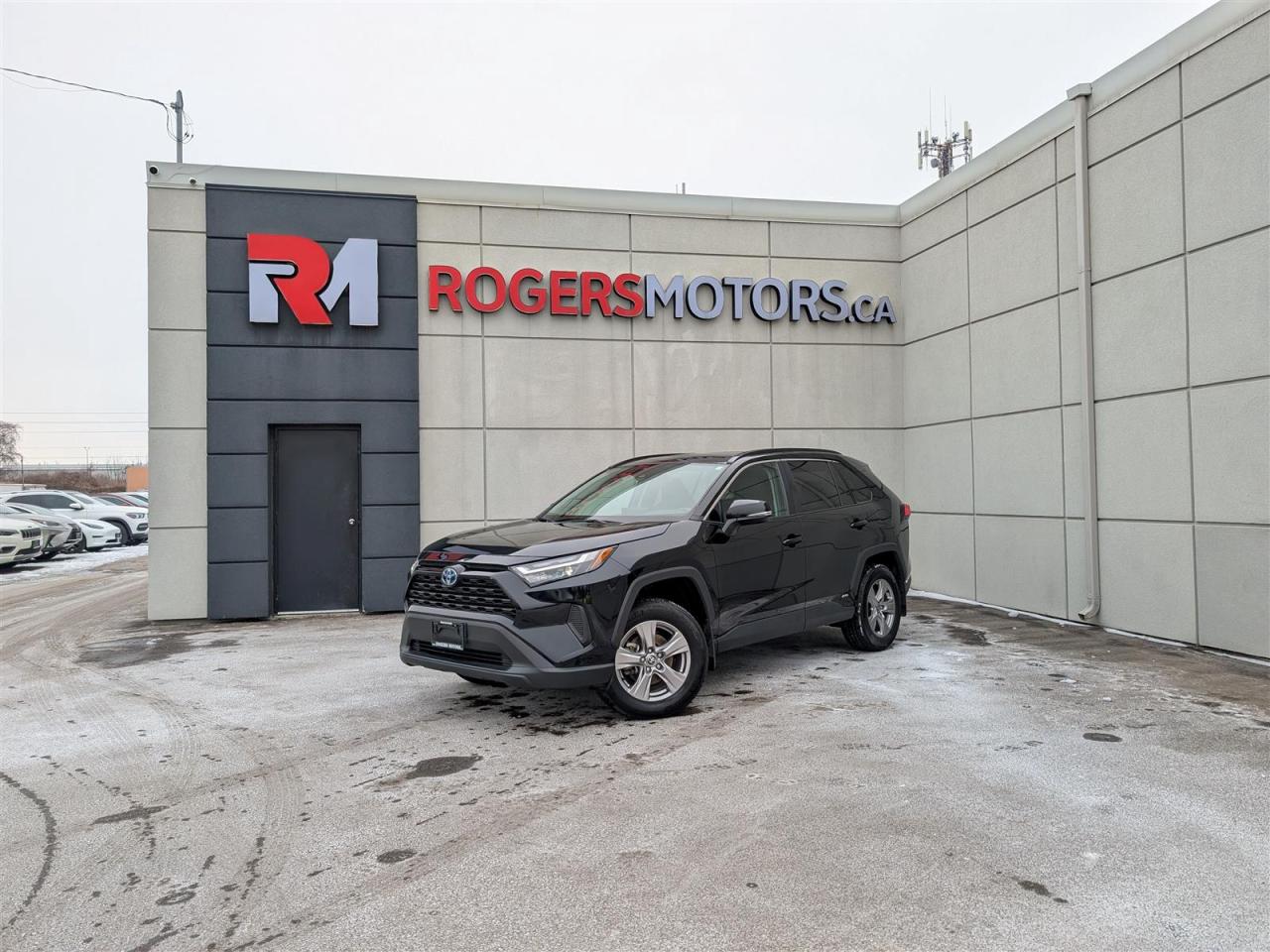 2022 Toyota RAV4 Hybrid XLE AWD - SUNROOF - REVERSE CAM - TECH FEATURES