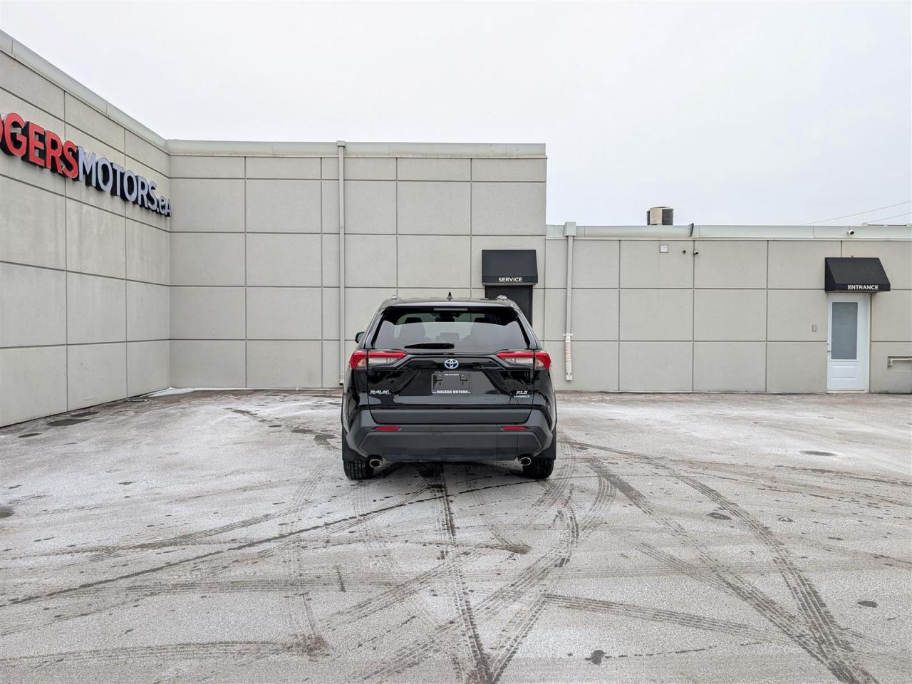 2022 Toyota RAV4 Hybrid XLE AWD - SUNROOF - REVERSE CAM - TECH FEATURES